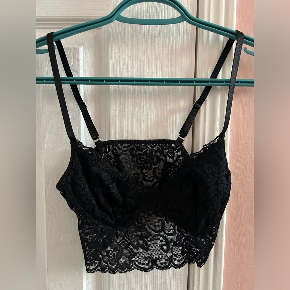 xs black laced bralette